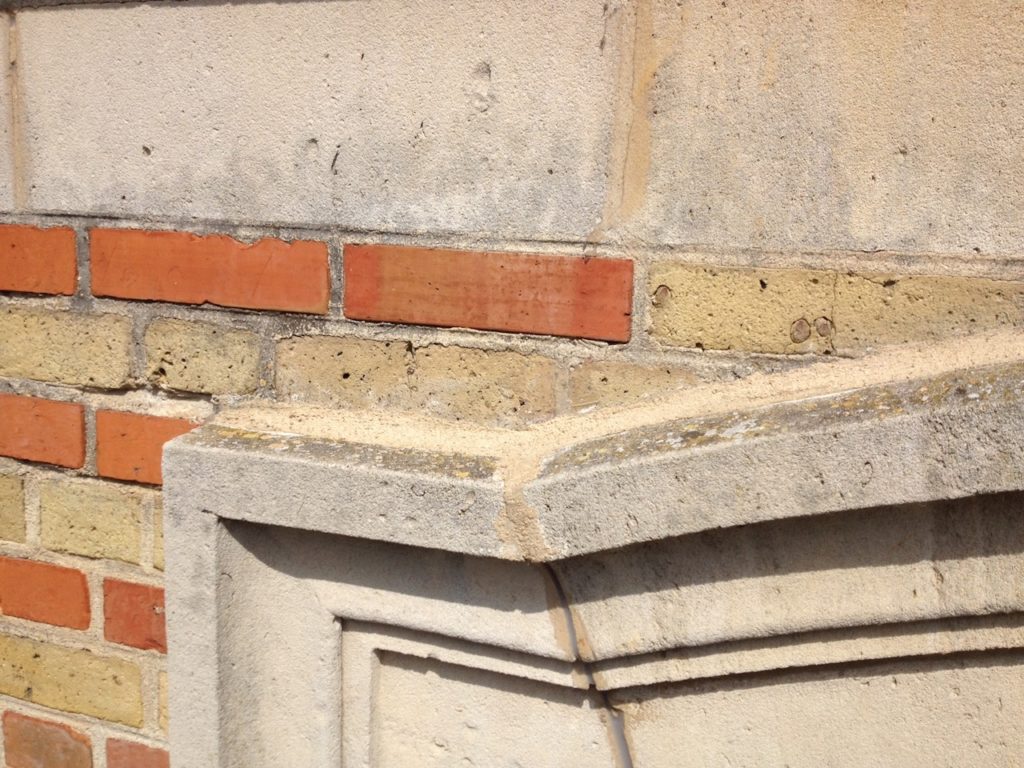 Refection-joint-chaux-travaux-en-hauteur-reims-chalons-en-champagne